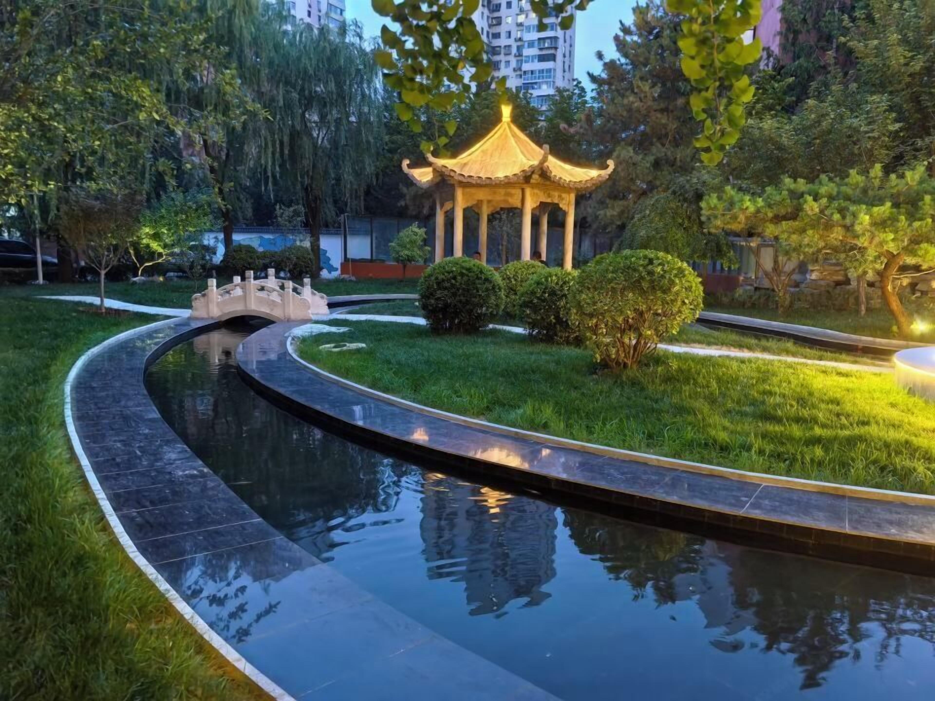 高级双人房, 城市景观 | 花园景观