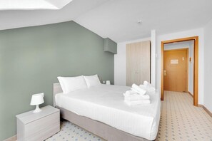 Room - Residence Fraschini (Milan)