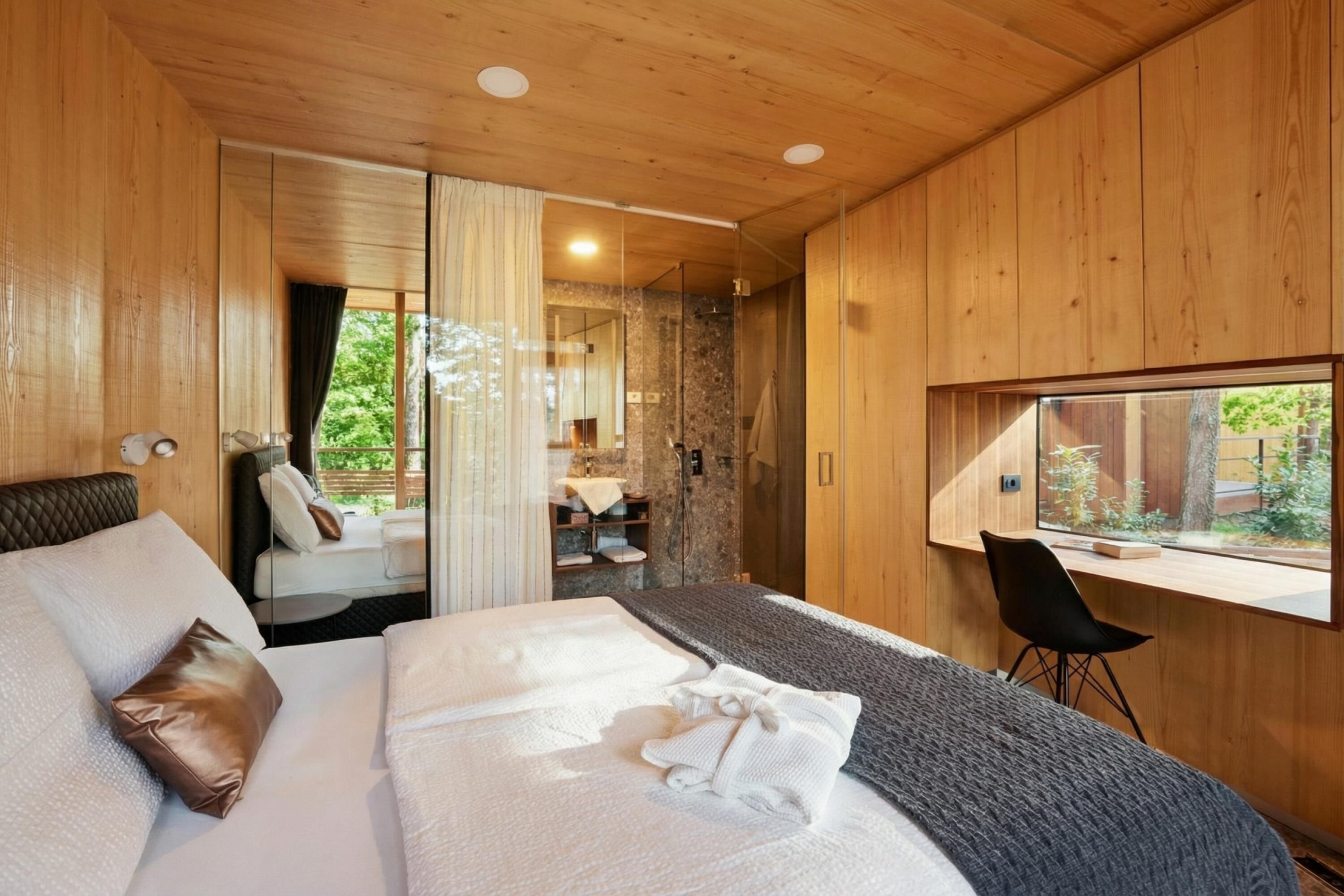 Theodosius Glamping Standard & Hot Tub, Vipava, Slovenia - Slovenia