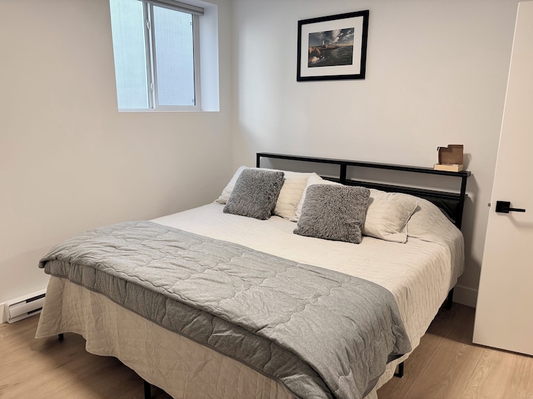 Upscale 1br Suite In New Build | Nature Escape - British Columbia