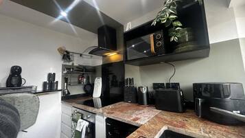 House, Smoking