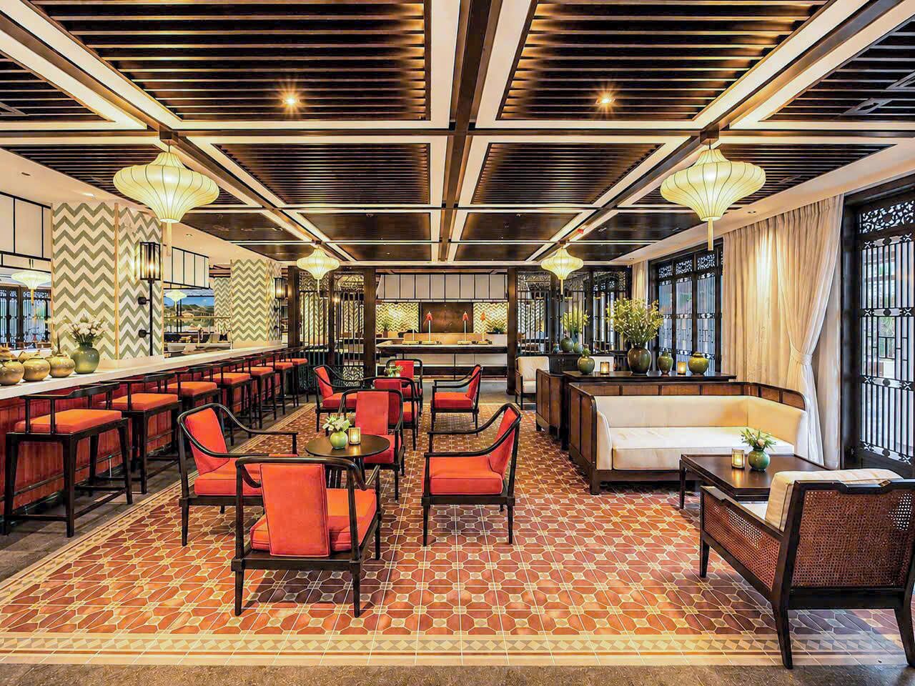 Lobby lounge