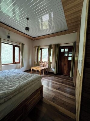 Comfort Double Room, Balcony, Mountain View | Wi-fi percuma 