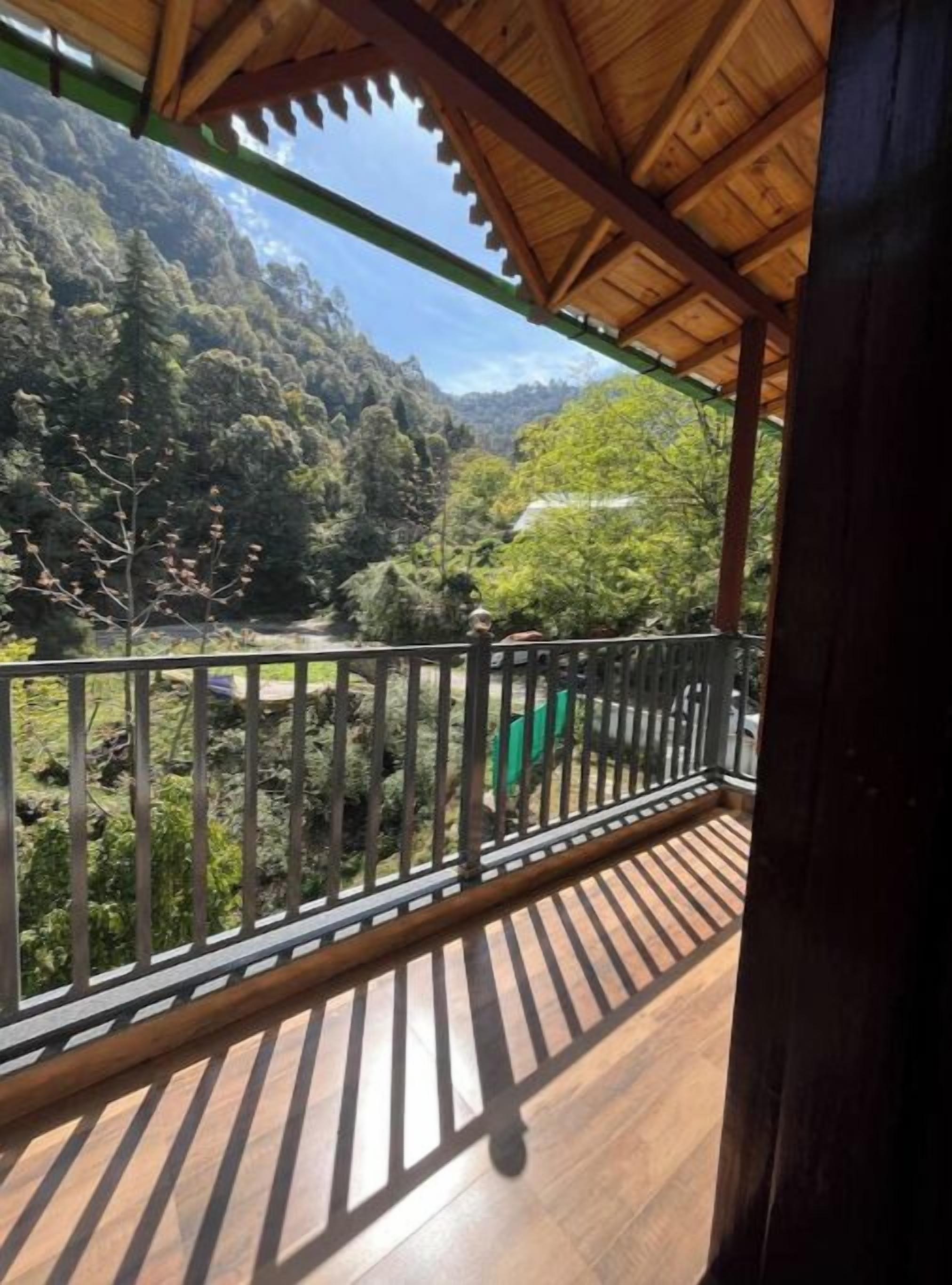 Habitación doble Confort, balcón, vista a la montaña | Áreas de la propiedad
