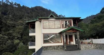 Peach Farm Stay
