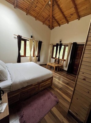 Comfort Double Room, Balcony, Mountain View | Wi-fi percuma 