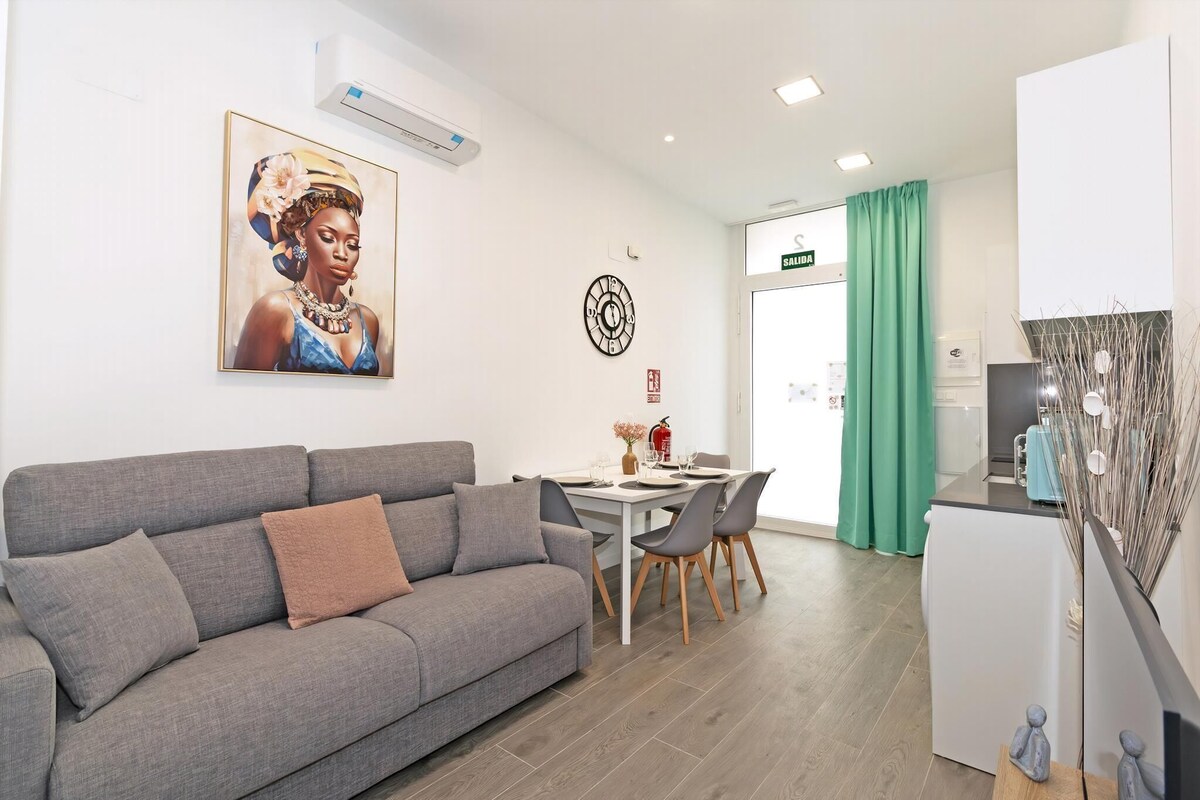 Apartment (Three-Bedroom Apartment)