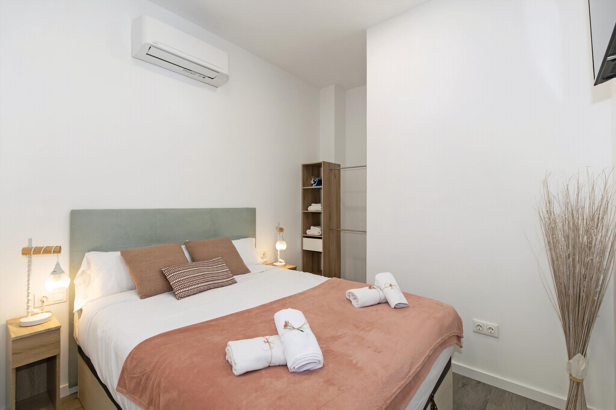 Apartment (One-Bedroom Apartment)