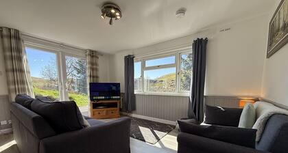 Gigha - a chalet that sleeps 4 guests in 2 bedrooms