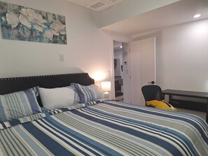 1 bedroom, iron/ironing board, WiFi (free), bed sheets