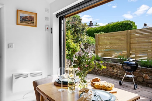 The Granary - Swimming pool, Parking, Garden, BBQ
