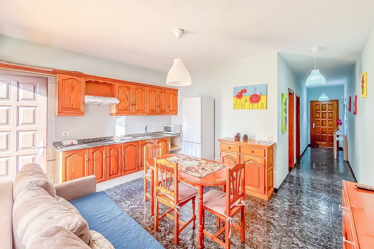 Apartamento (One-Bedroom Apartment)