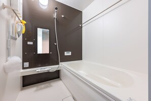 Bathroom - Vrbo Property (名古屋市)