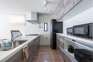 Private kitchen - Vrbo Property (名古屋市)