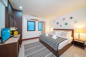 Basic Studio | Iron/ironing board, free WiFi - Nyonya Maison Boutique Hotel Phuket (Phuket)