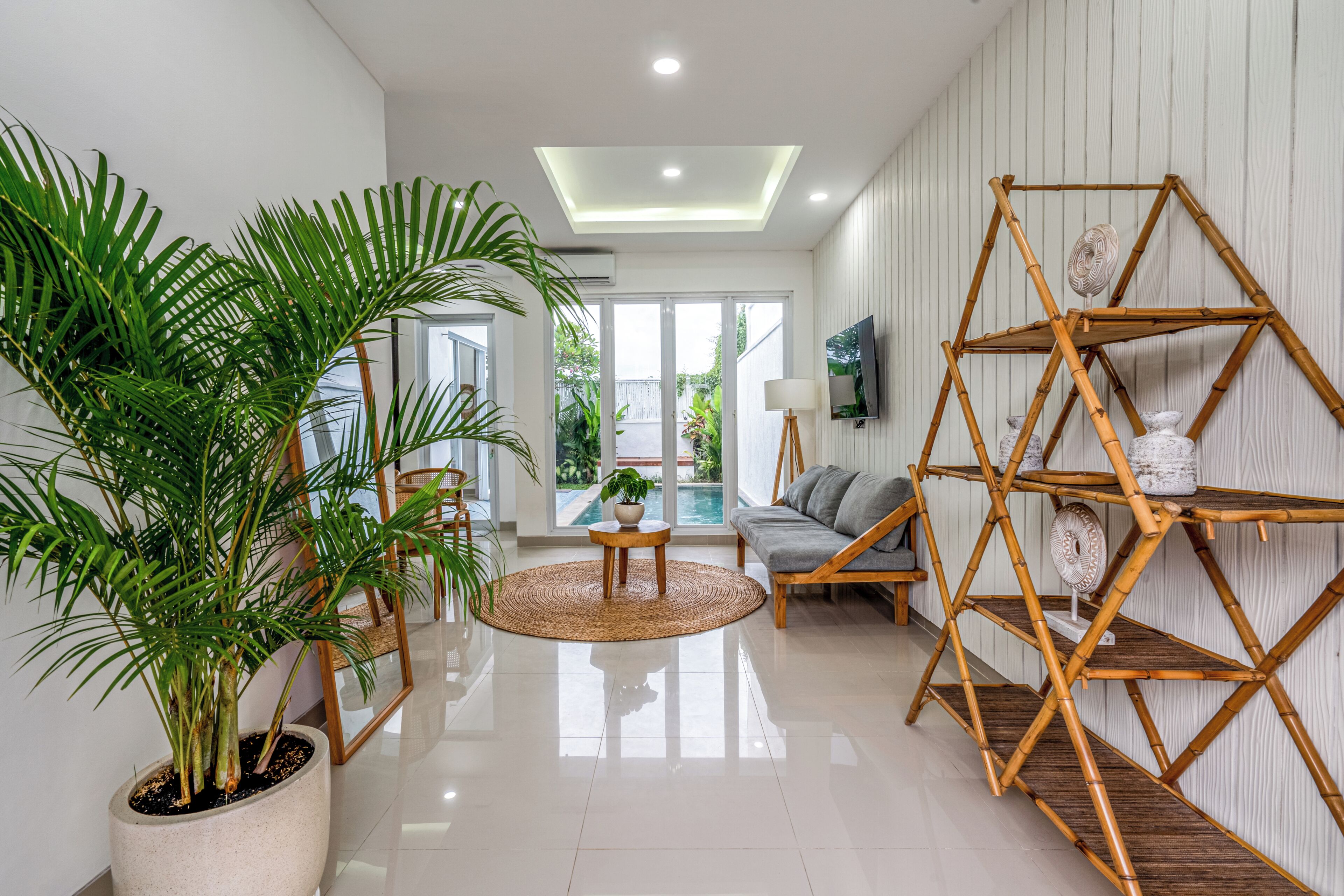 Exclusive Villa, Pool View | Interior