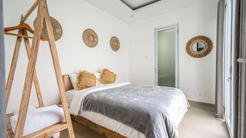 Exclusive Villa, Pool View | Premium bedding, in-room safe, individually decorated