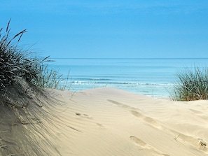 Camber sands | Saltmarsh Cottage, Camber - Beautiful two bedroom seaside holiday cottage in Camber Sands. (Camber)