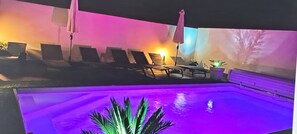 Pool - Vrbo Property (Les Sables-d'Olonne)