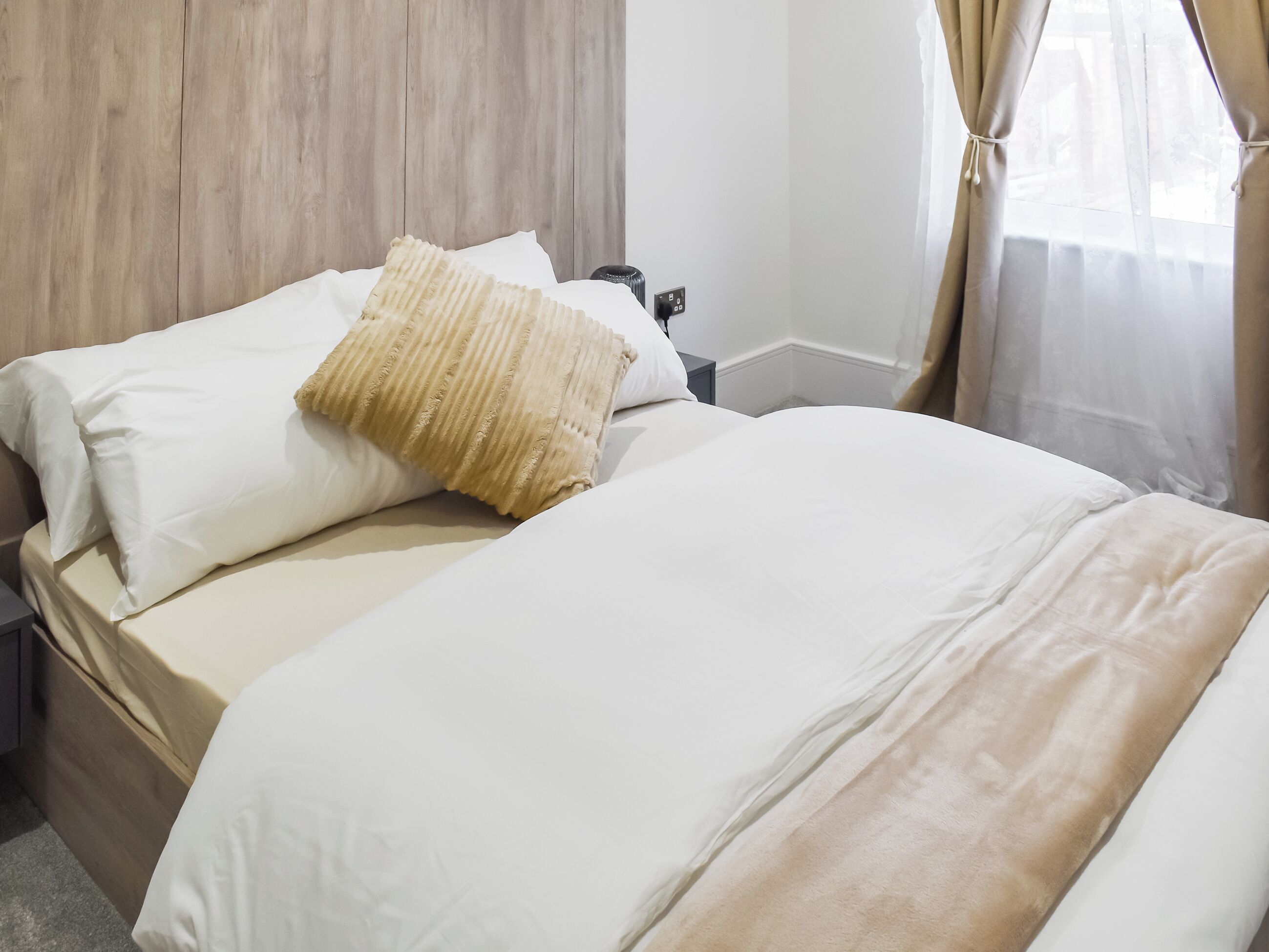 2 bedrooms