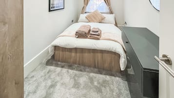 2 bedrooms, WiFi (free)
