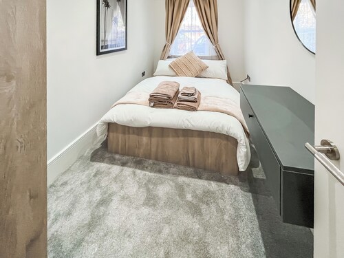Apartment 1 - UK51646