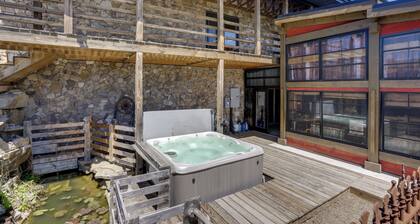 Hike, Soak + Play: Rustic Maysville Escape!