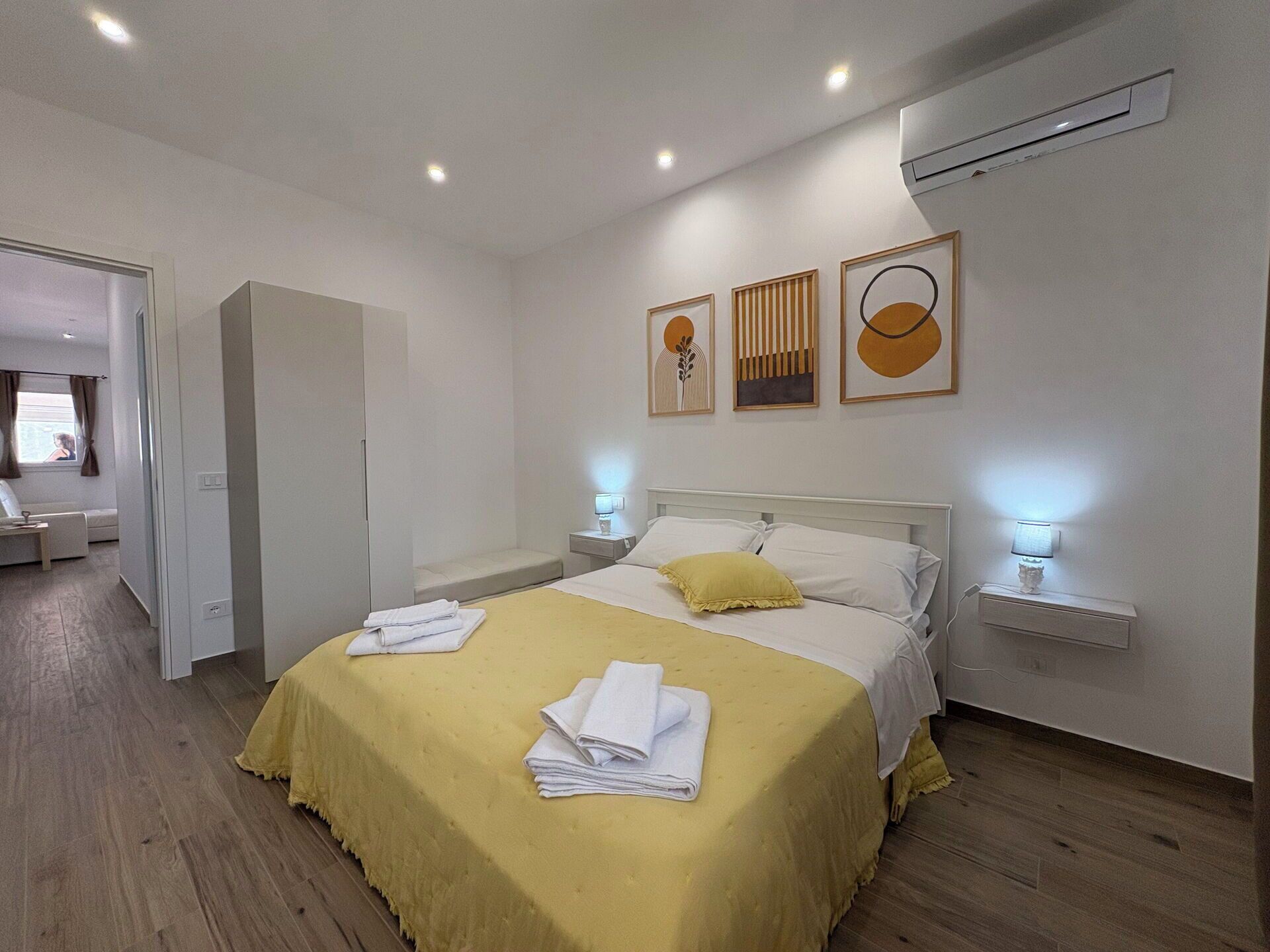 Autumn, Bedroom, Spring, Summer