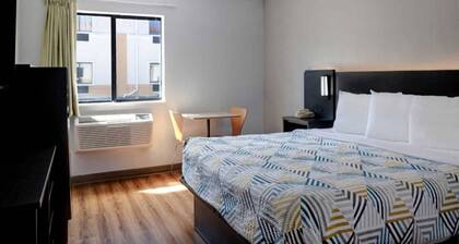 1 King Bed | Mobility Accessible Tub, Nsmk