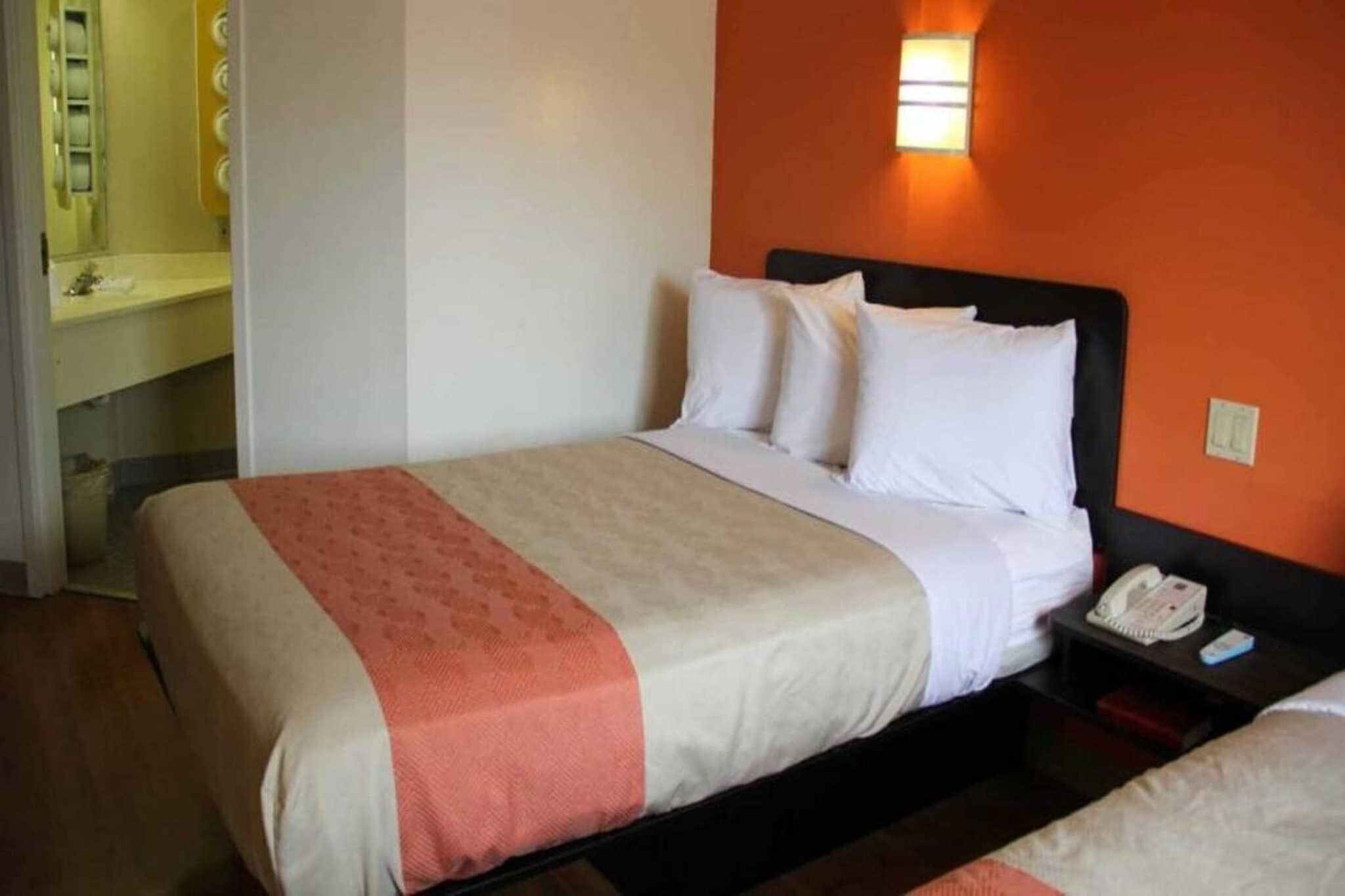 1 bedroom, WiFi (free)