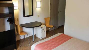 1 bedroom, WiFi (free)