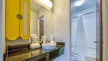Douche, serviettes fournies