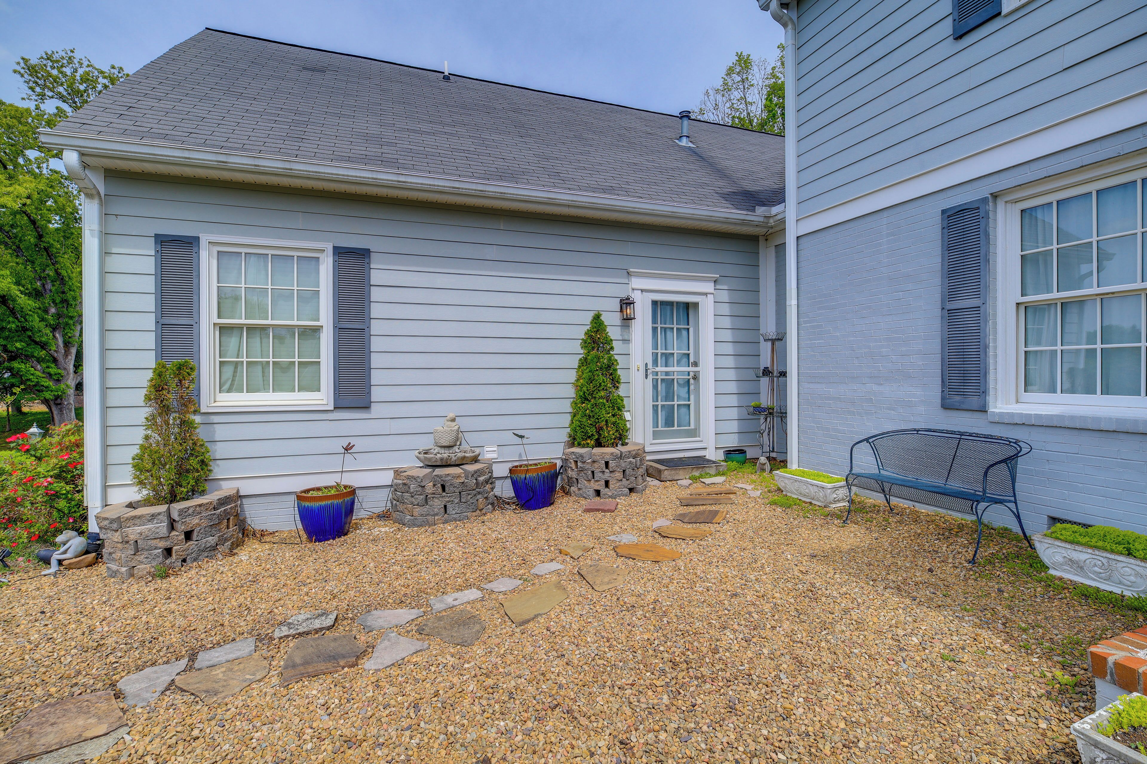Bristol Vacation Rental | 1BR | 1BA | 2,000 Sq Ft