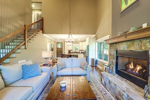 TV, fireplace - Screened Porch! Wooded Getaway in North Cove (Marion)