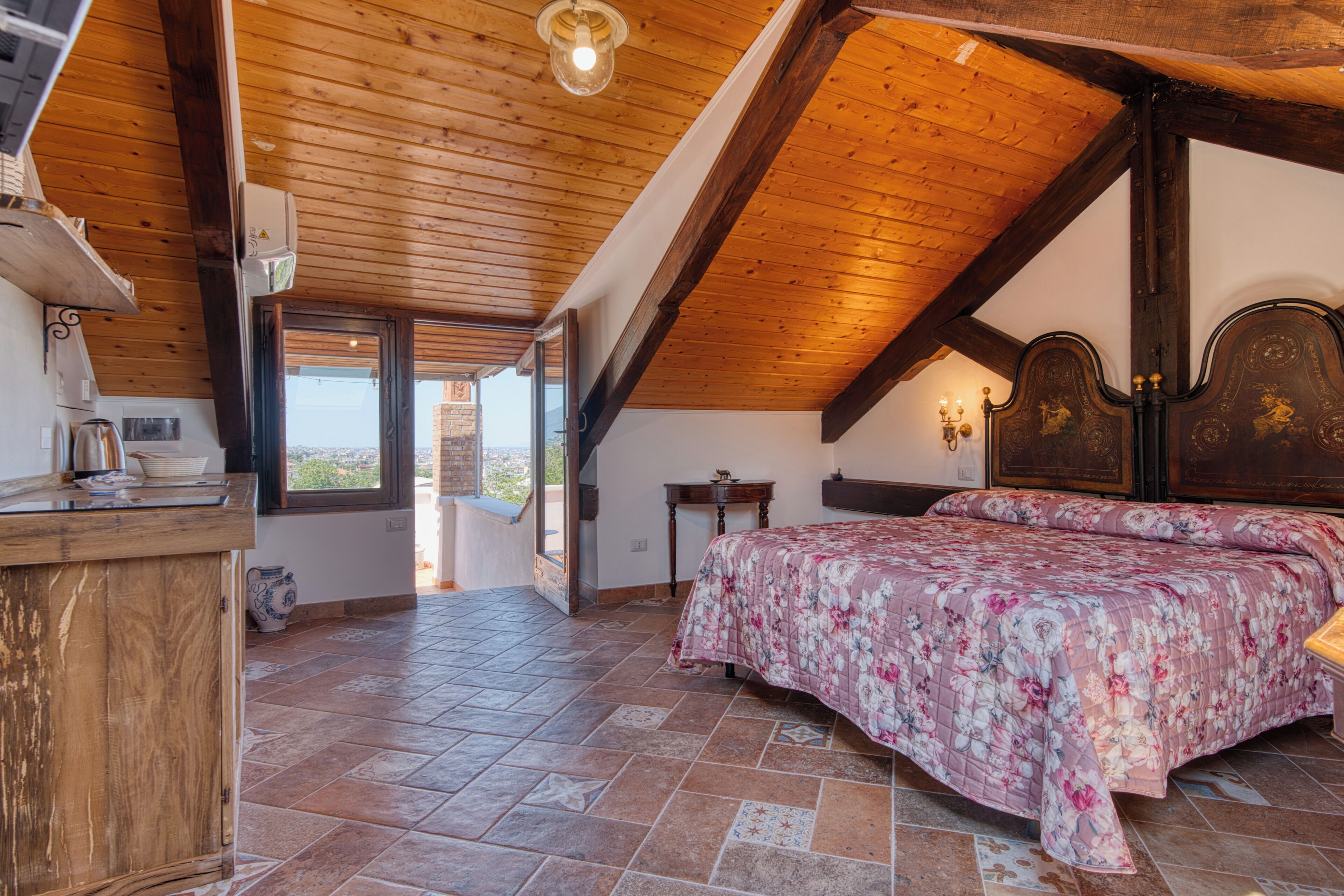1 chambre, coffres-forts dans les chambres, fer et planche à repasser