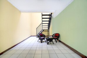 Interior - Cozy Double Escape W/ Free WiFi and Parking (Bekasi)