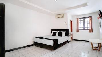 1 chambre, bureau, Wi-Fi gratuit, draps fournis