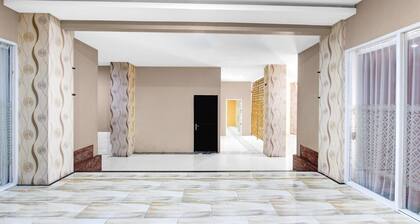 Luxury Twin Stay with Free WiFi and Parking