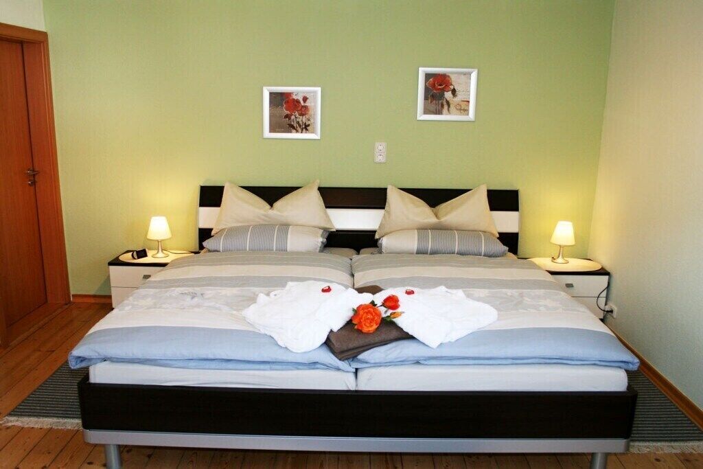 Strygejern/strygebræt, weekendseng, gratis Wi-Fi, sengetøj