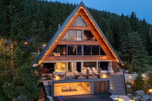 Cozy Chalet Forest Hill