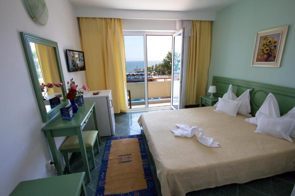 Double Room, Balcony, Sea View | Free WiFi