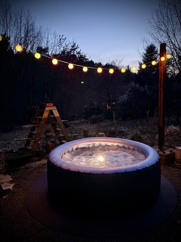 Nature Dreams-Cosy Finnish hut right by the forest | Family & dog-friendly