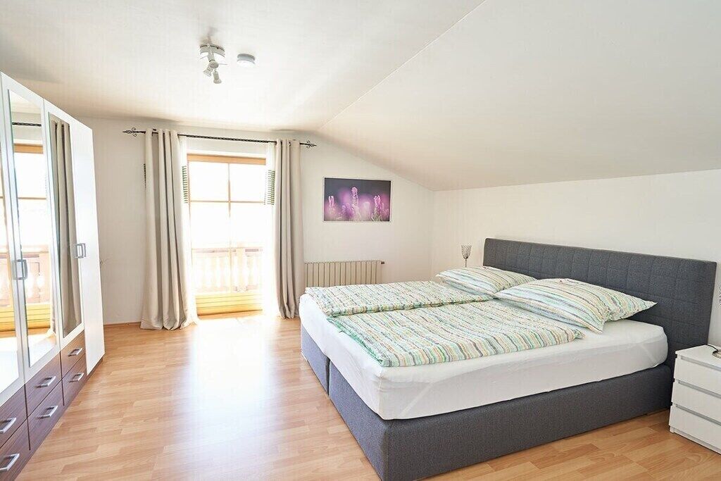 Bügeleisen/Bügelbrett, kostenloses WLAN, Bettwäsche
