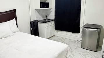 Basic-Doppelzimmer, eigenes Bad | Kostenloses WLAN