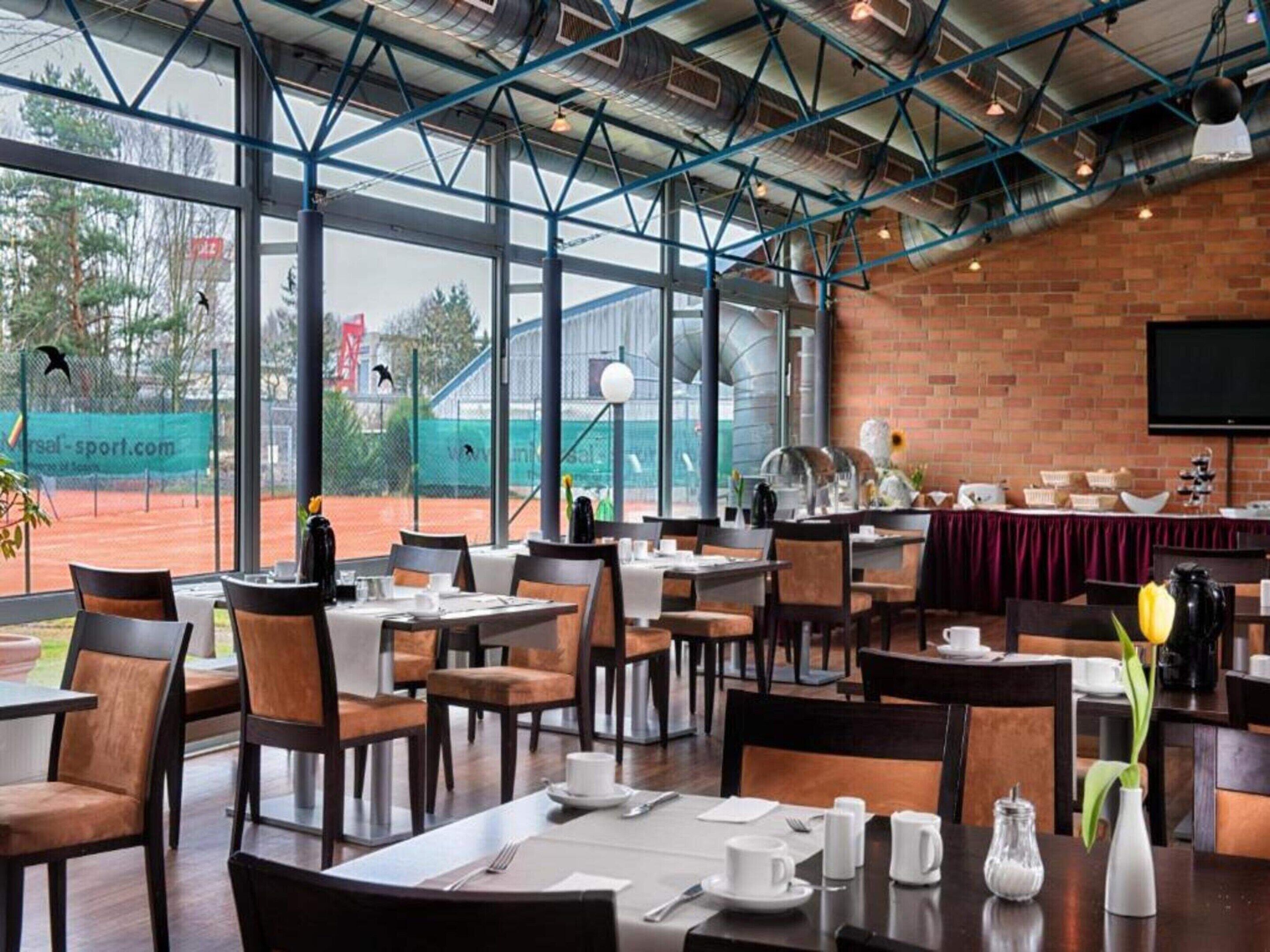House | Dining