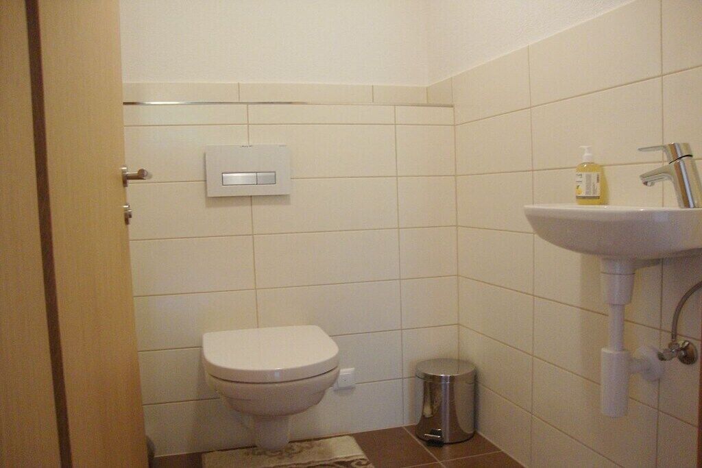 Suihku, hiustenkuivaaja