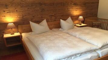 3 Schlafzimmer, kostenloses WLAN, Bettwäsche