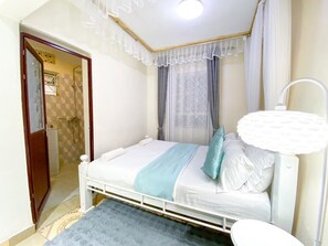 1 bedroom, iron/ironing board, Internet, bed sheets - Beloved guests 
Here is our 3 bedroom pool villa home in Najjera kampala (Entebbe)
