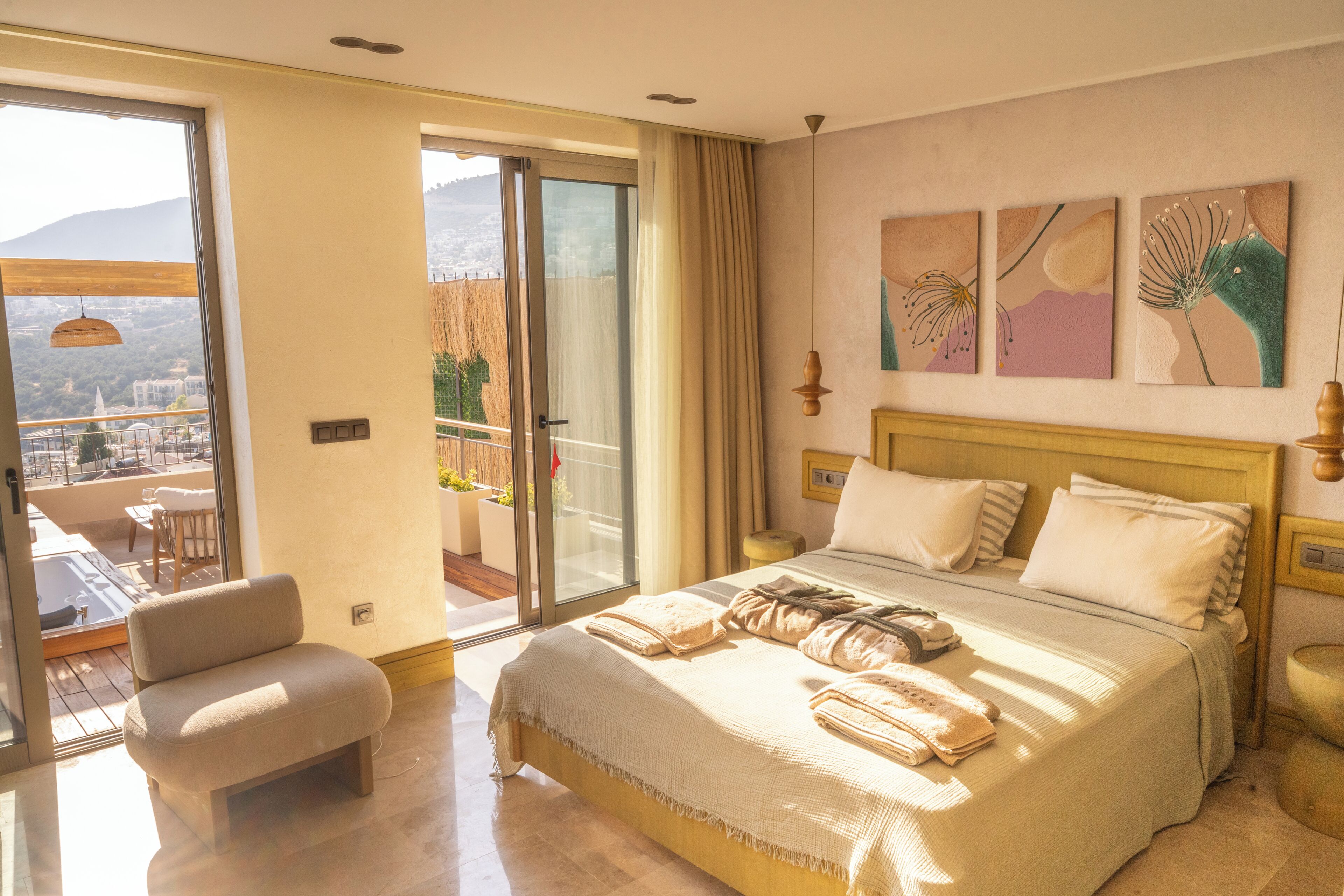 Premium Room, Sea View | Free WiFi, bed sheets