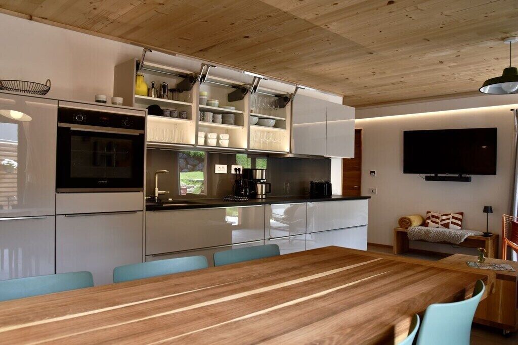 Kühlschrank, Ofen, Herdplatte, Geschirrspüler